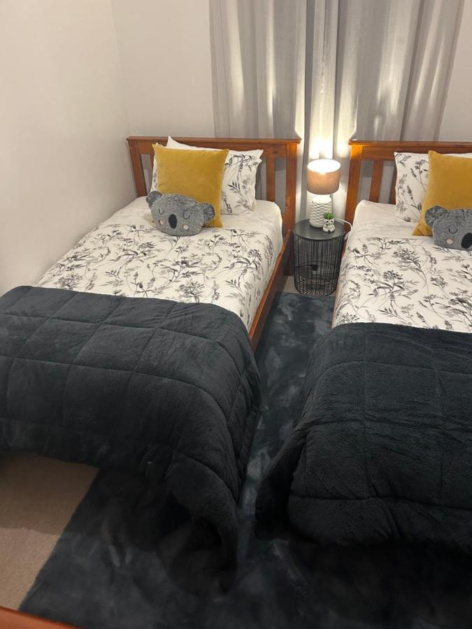 Sunshine Four Apartamento Salisbury Exterior foto